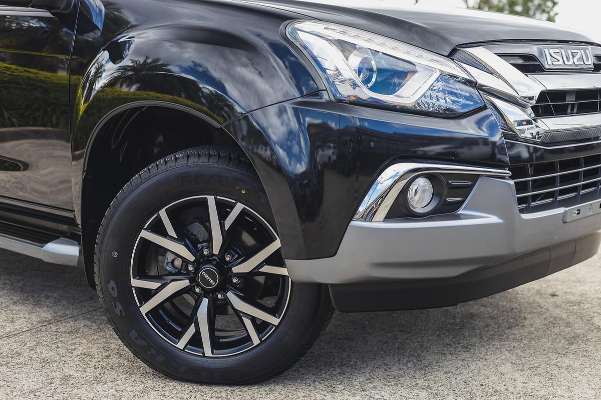 2021 Isuzu MU-X LS-T