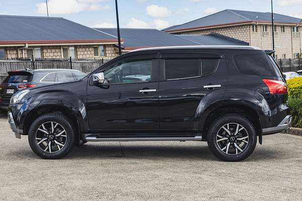 2021 Isuzu MU-X LS-T