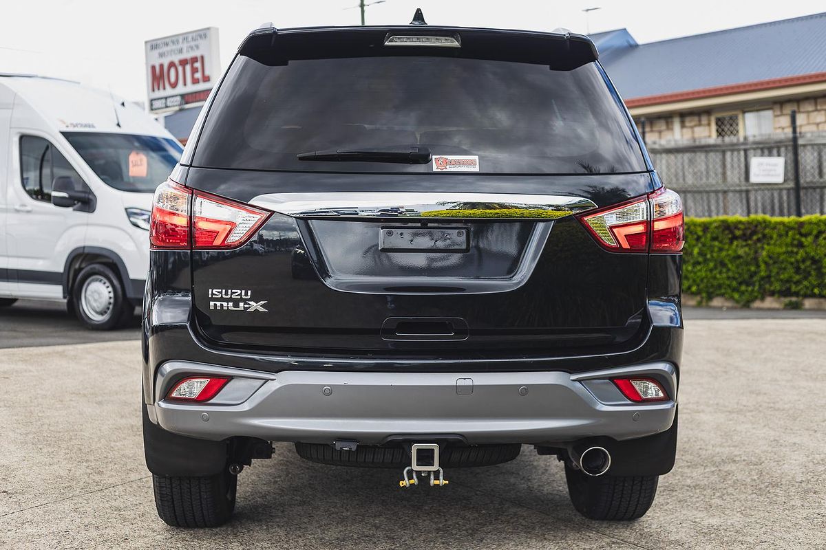 2021 Isuzu MU-X LS-T