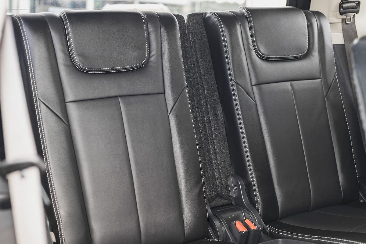 2021 Isuzu MU-X LS-T