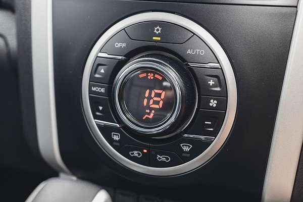2021 Isuzu MU-X LS-T