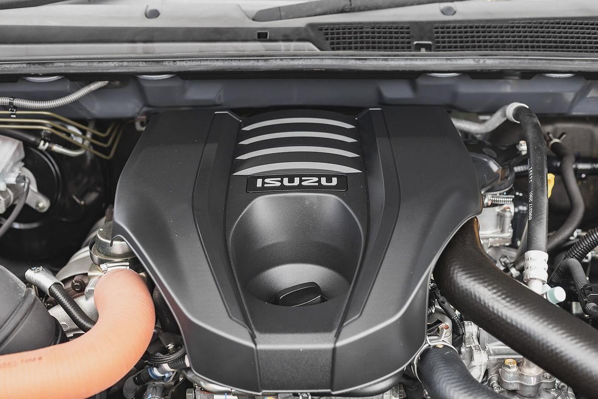 2021 Isuzu MU-X LS-T