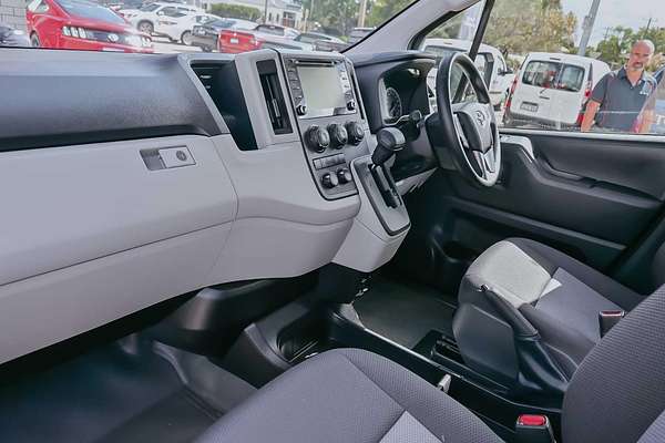 2019 Toyota Hiace Commuter GDH322R