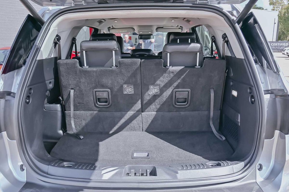 2023 Ford Everest Trend