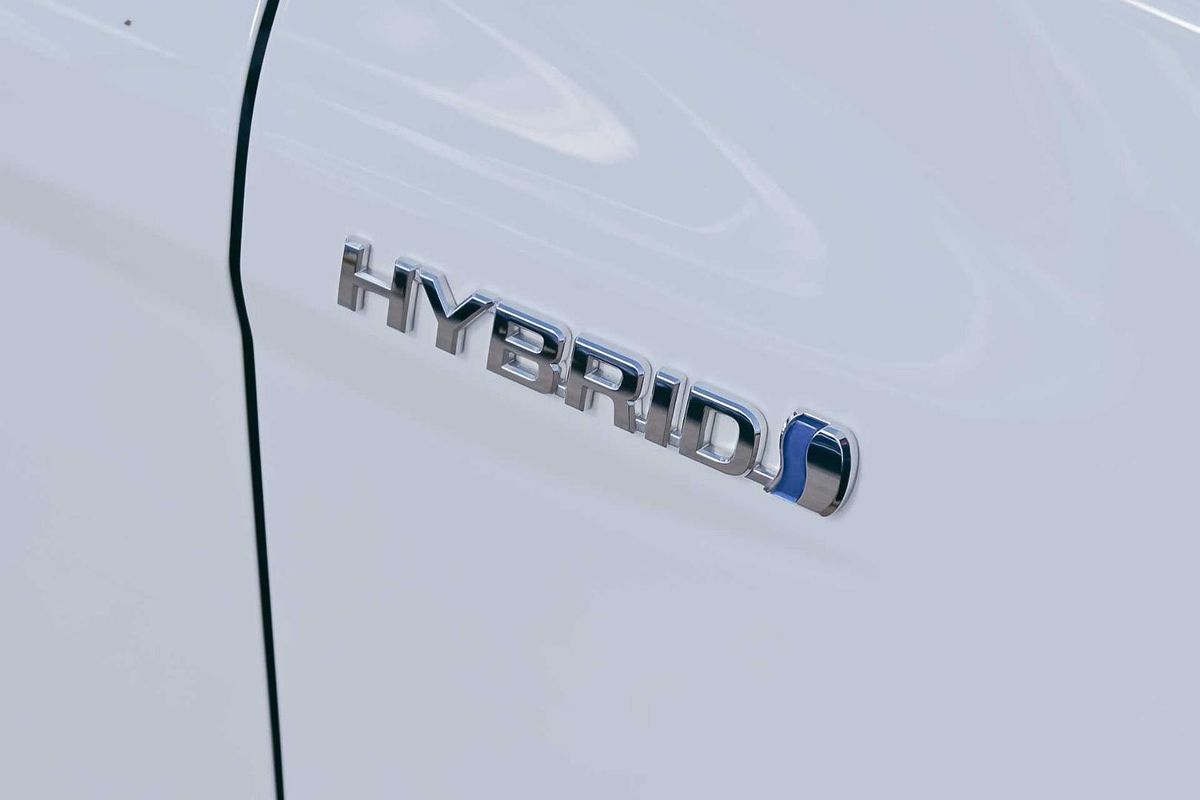 2021 Toyota Camry Ascent Sport AXVH70R