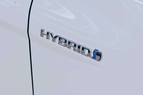 2021 Toyota Camry Ascent Sport AXVH70R