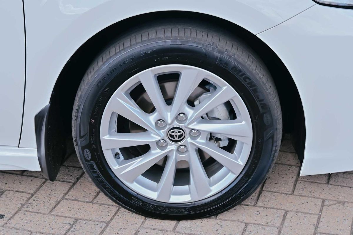 2021 Toyota Camry Ascent Sport AXVH70R