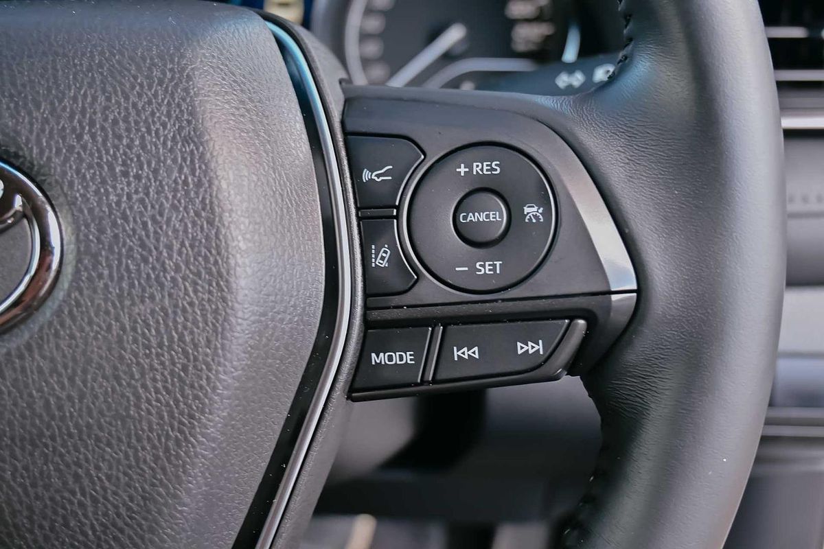2021 Toyota Camry Ascent Sport AXVH70R