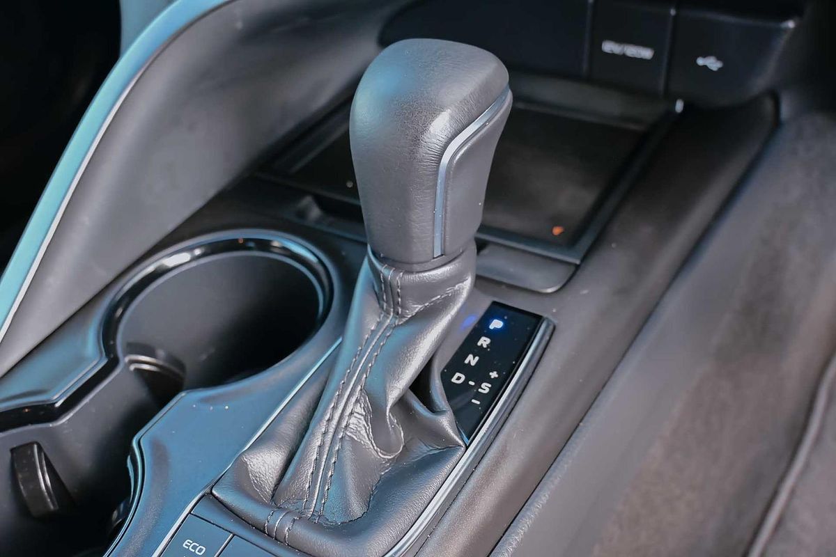 2021 Toyota Camry Ascent Sport AXVH70R