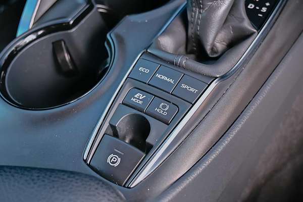2021 Toyota Camry Ascent Sport AXVH70R