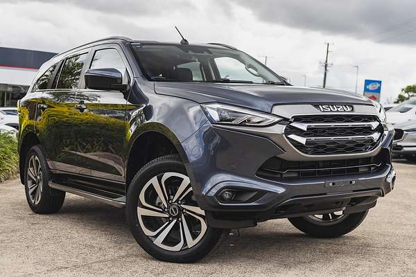 2022 Isuzu MU-X LS-T