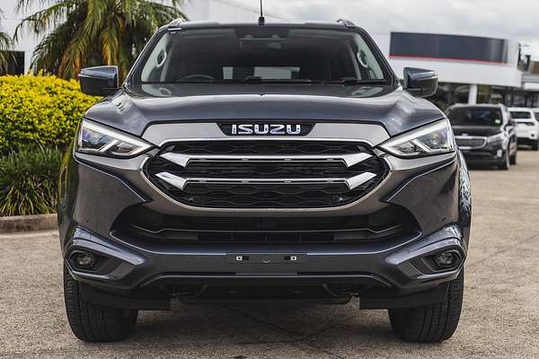 2022 Isuzu MU-X LS-T