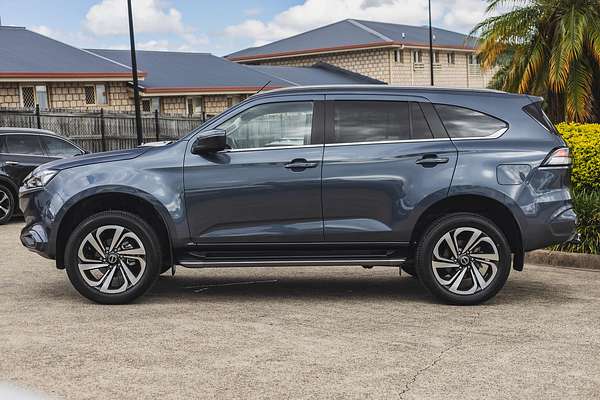 2022 Isuzu MU-X LS-T