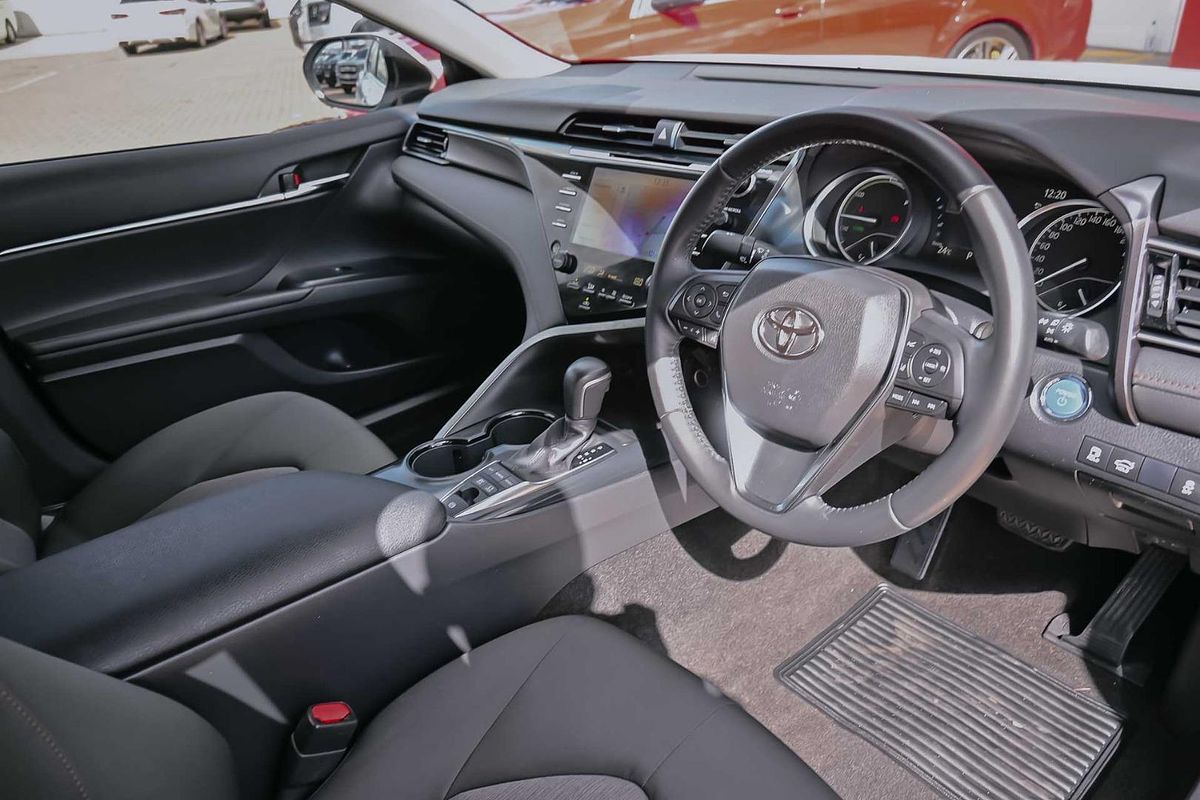 2020 Toyota Camry Ascent Sport AXVH71R