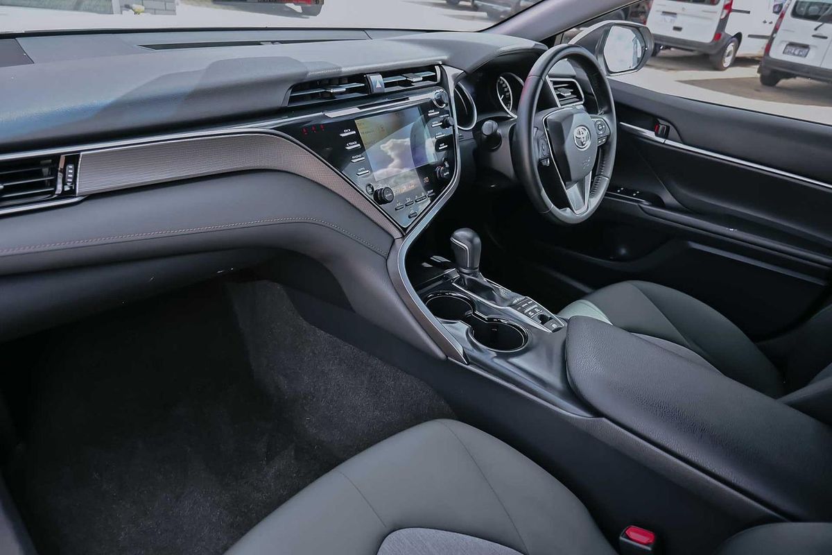 2020 Toyota Camry Ascent Sport AXVH71R