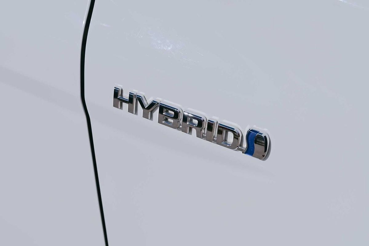 2020 Toyota Camry Ascent Sport AXVH71R