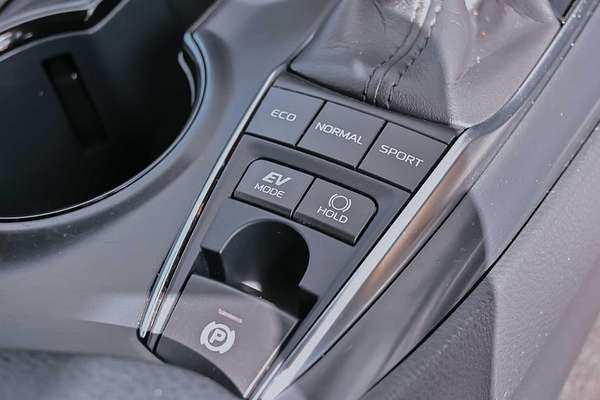 2020 Toyota Camry Ascent Sport AXVH71R