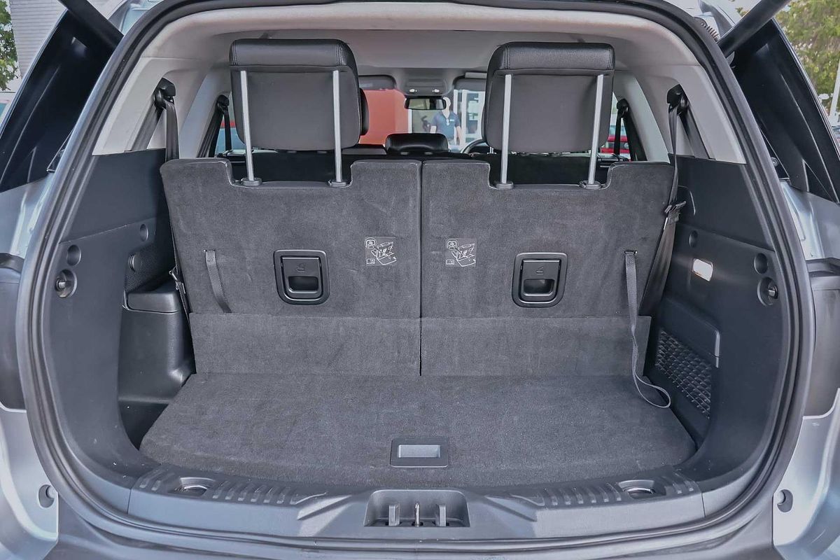 2022 Ford Everest Trend