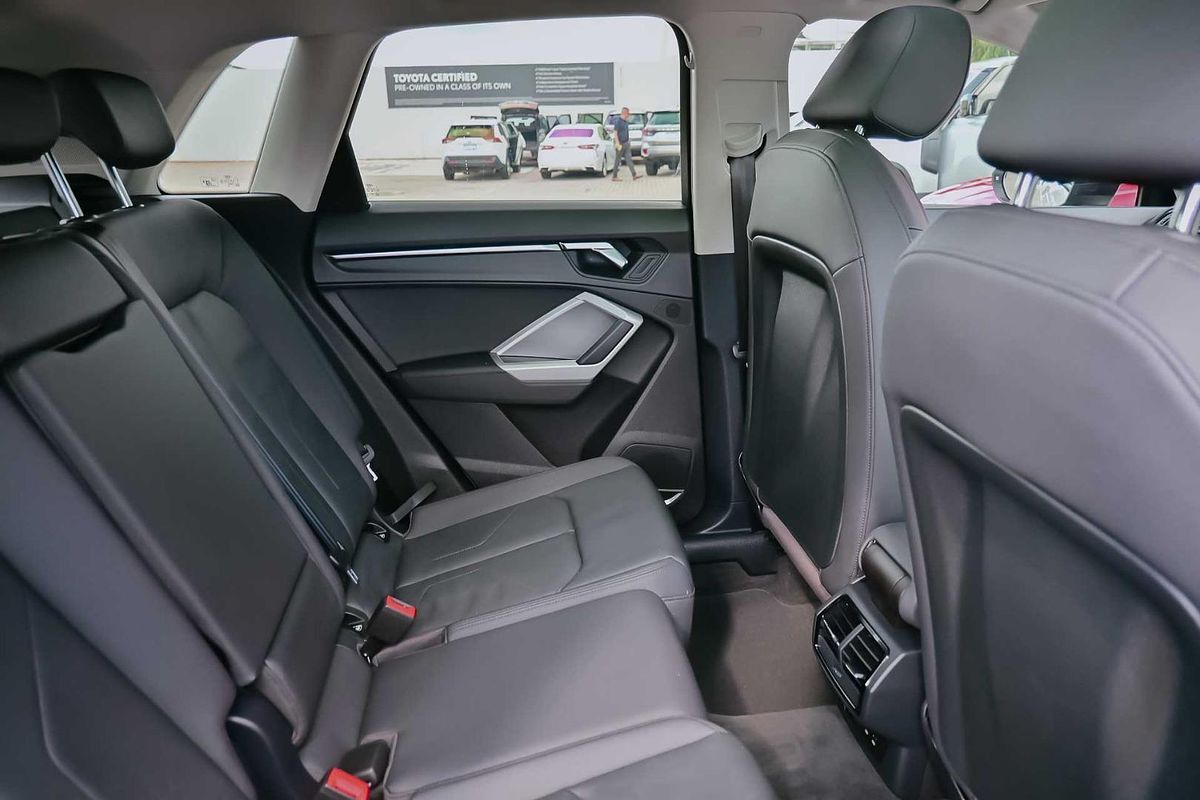 2020 Audi Q3 35 TFSI Launch Edition F3