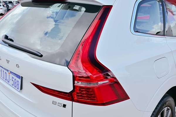 2023 Volvo XC60 Plus B5