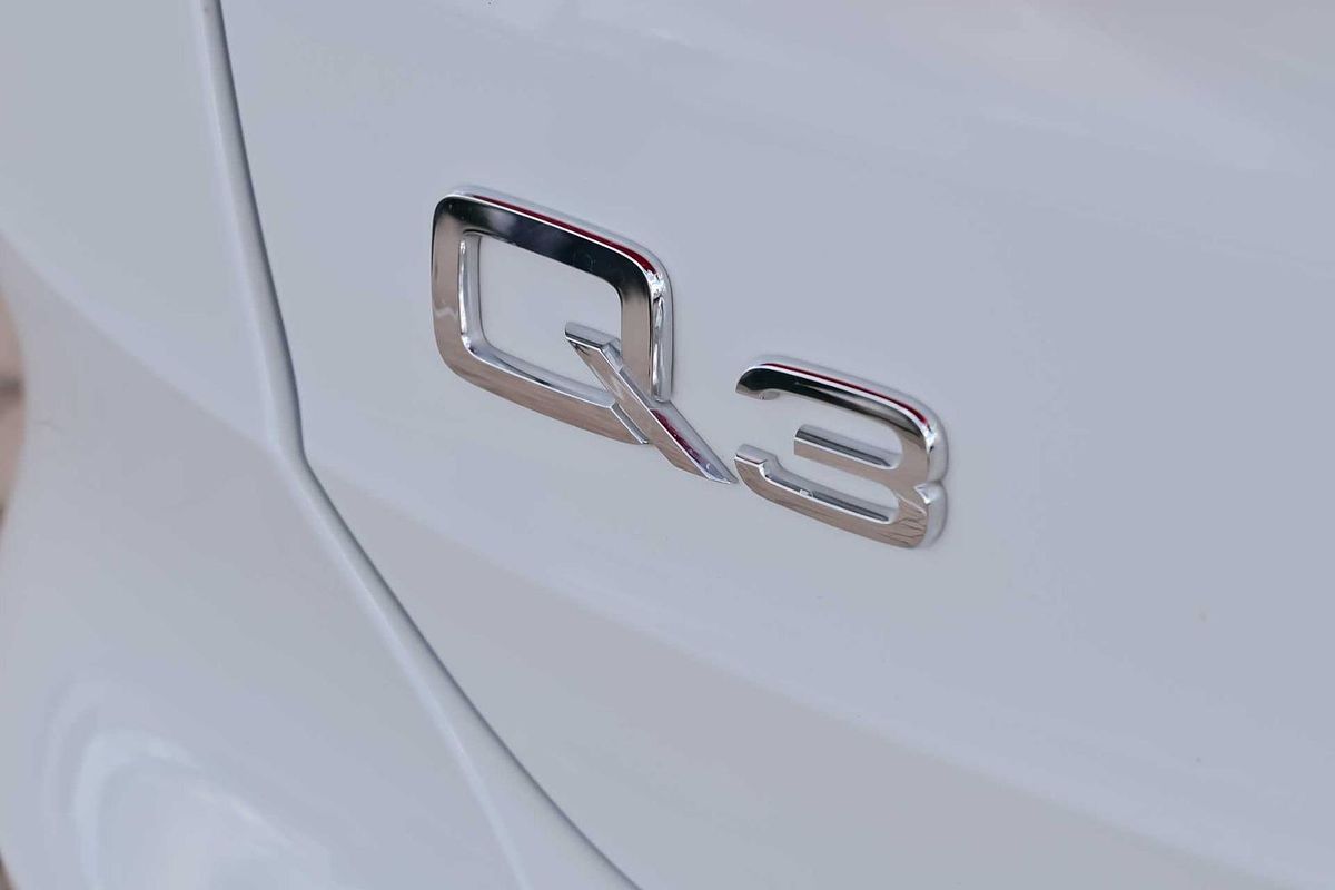 2020 Audi Q3 35 TFSI Launch Edition F3