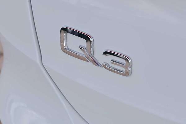 2020 Audi Q3 35 TFSI Launch Edition F3
