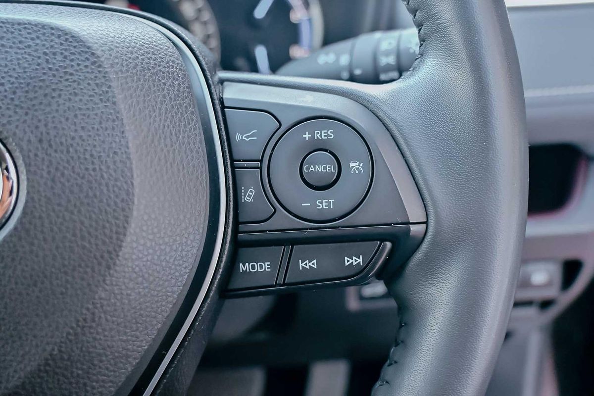 2021 Toyota RAV4 Cruiser AXAH54R