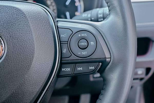 2021 Toyota RAV4 Cruiser AXAH54R