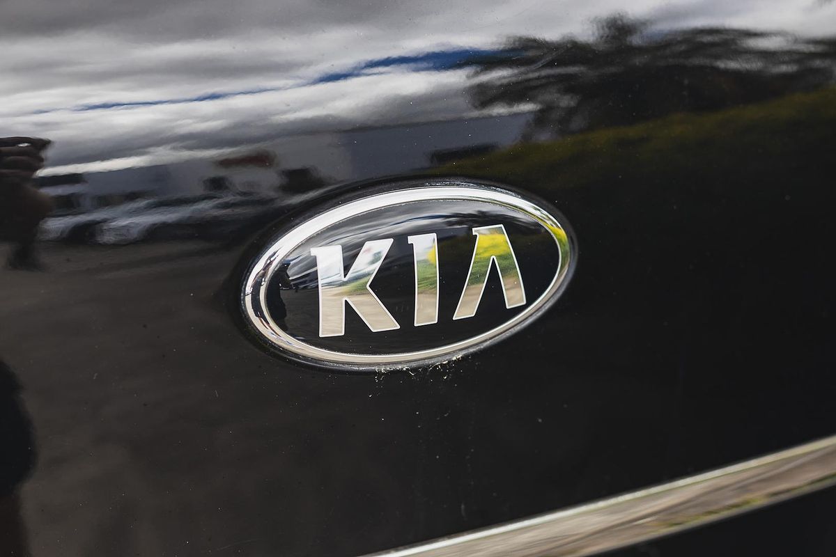 2018 Kia Carnival SLi YP