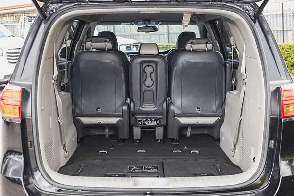 2018 Kia Carnival SLi YP