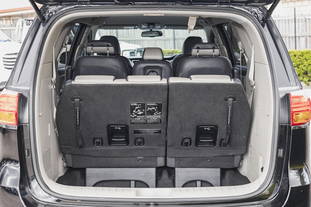 2018 Kia Carnival SLi YP