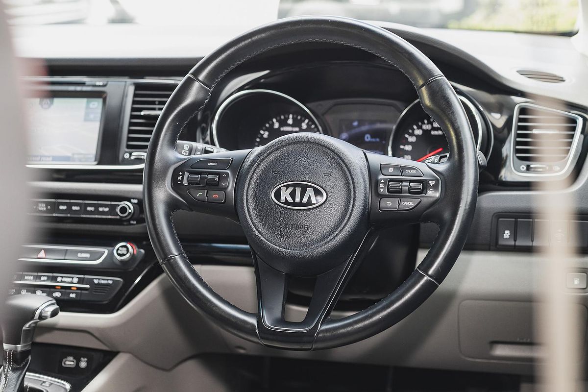 2018 Kia Carnival SLi YP