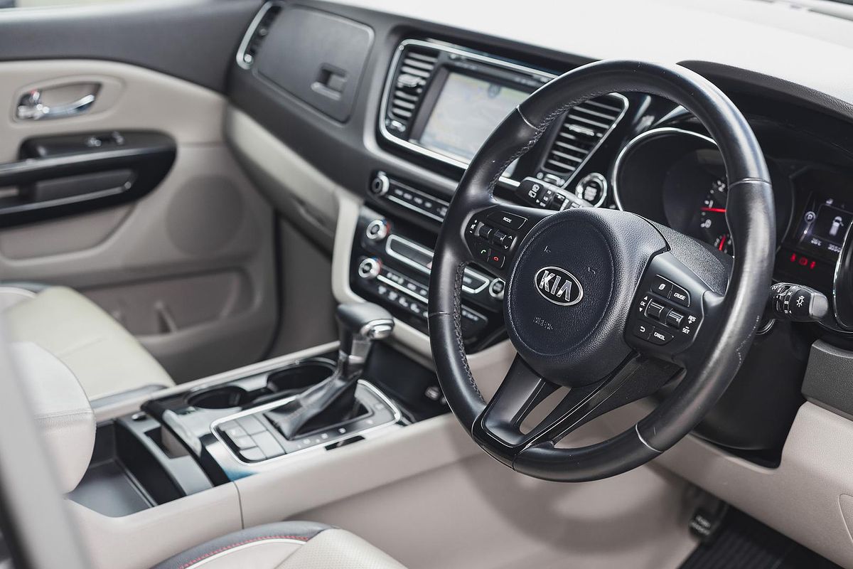 2018 Kia Carnival SLi YP