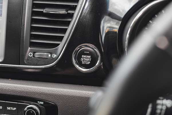2018 Kia Carnival SLi YP