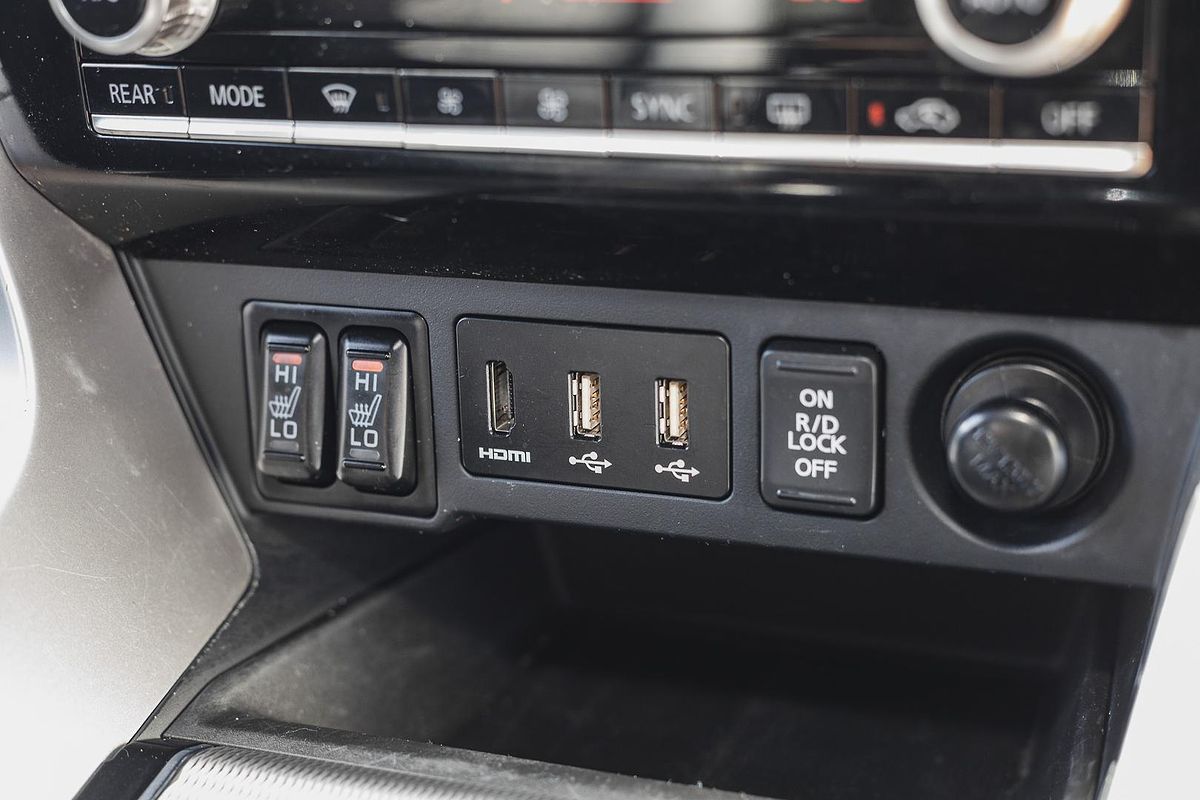 2020 Mitsubishi Pajero Sport Exceed QF