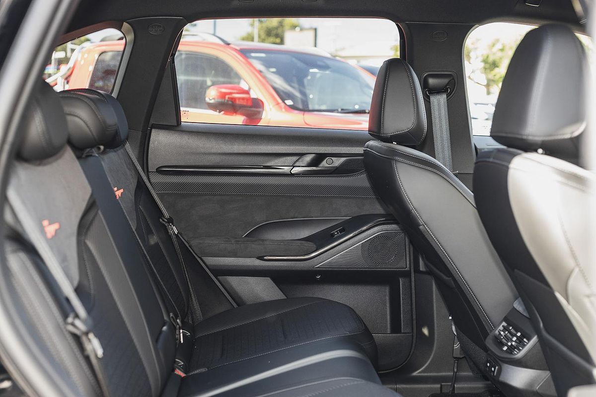 2024 GWM Haval H6GT Ultra PHEV B03