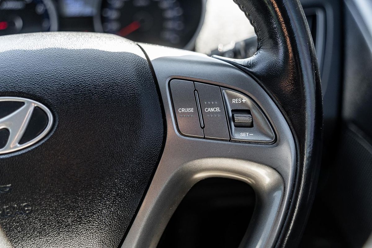 2013 Hyundai ix35 Highlander LM2
