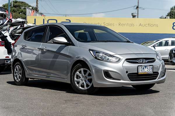 2014 Hyundai Accent Active RB2