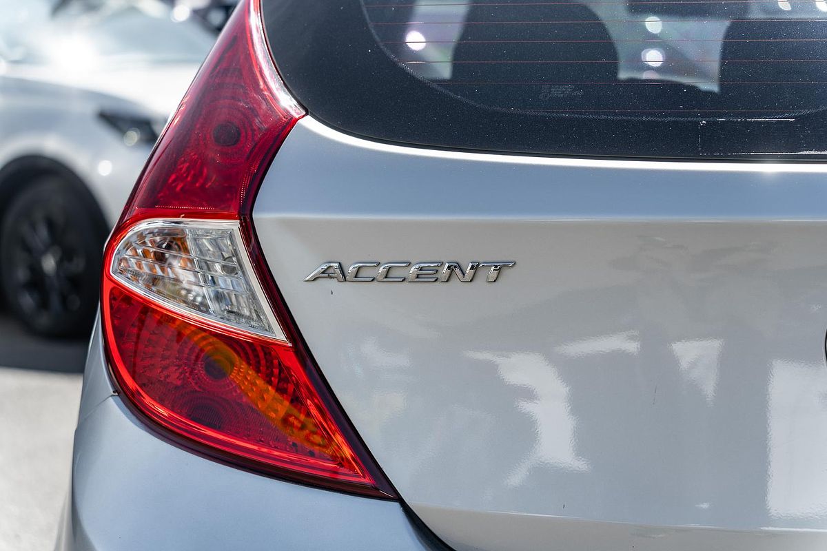 2014 Hyundai Accent Active RB2