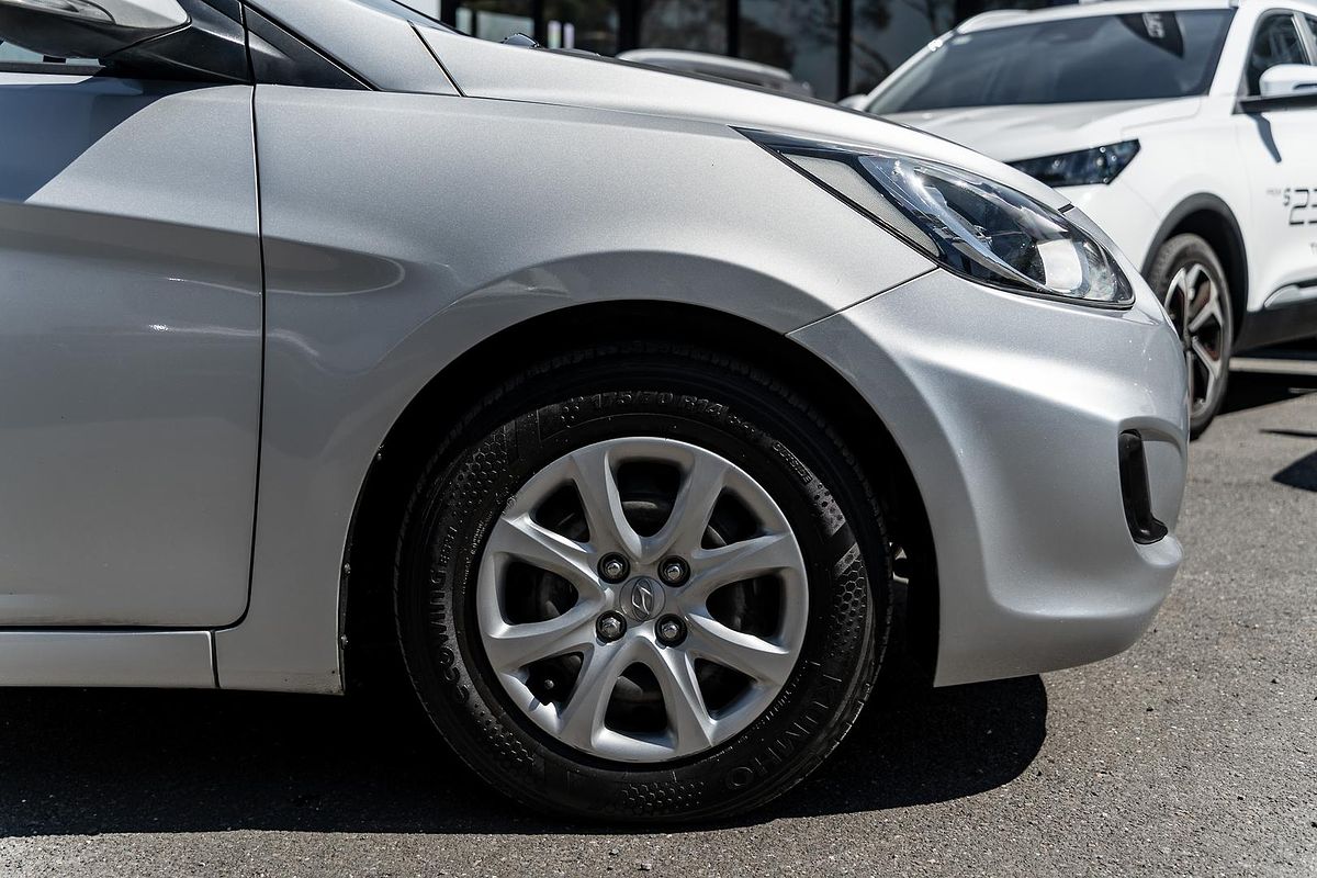 2014 Hyundai Accent Active RB2