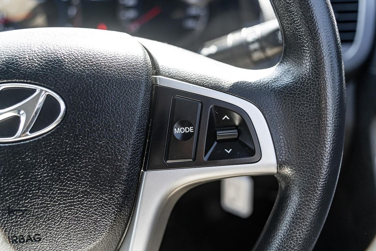 2014 Hyundai Accent Active RB2