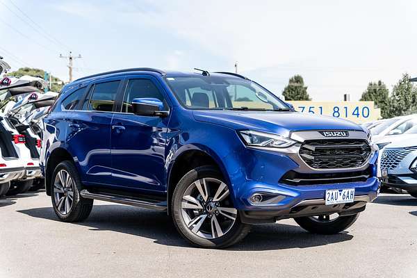 2023 Isuzu MU-X LS-T