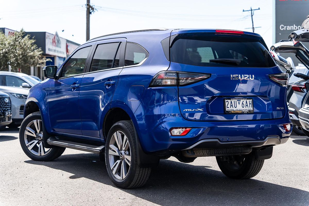2023 Isuzu MU-X LS-T