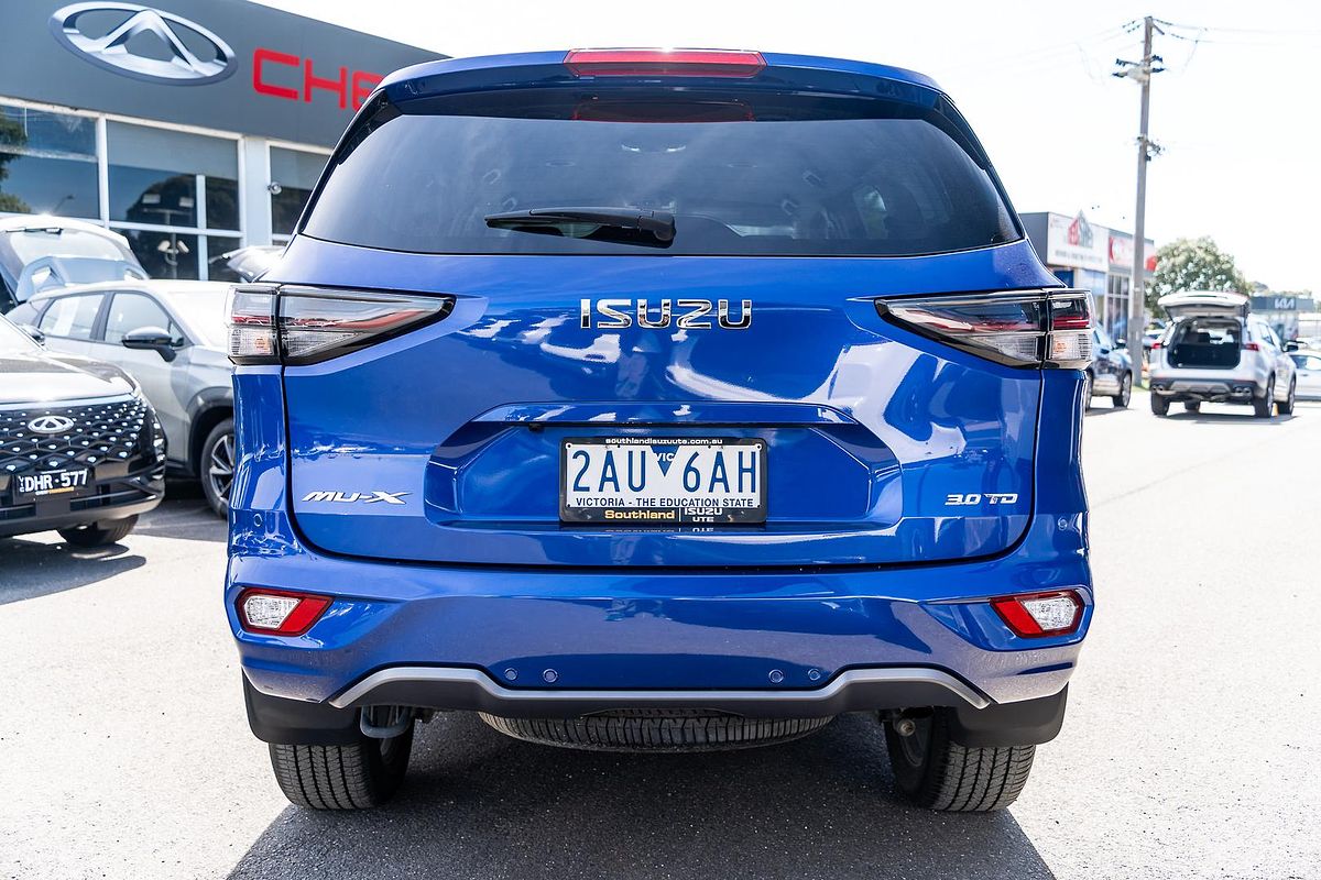 2023 Isuzu MU-X LS-T