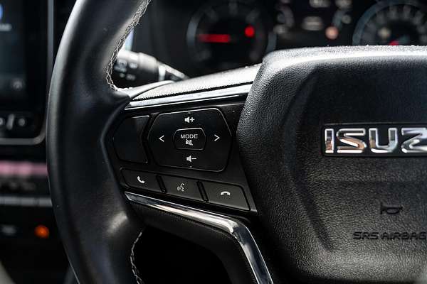 2023 Isuzu MU-X LS-T