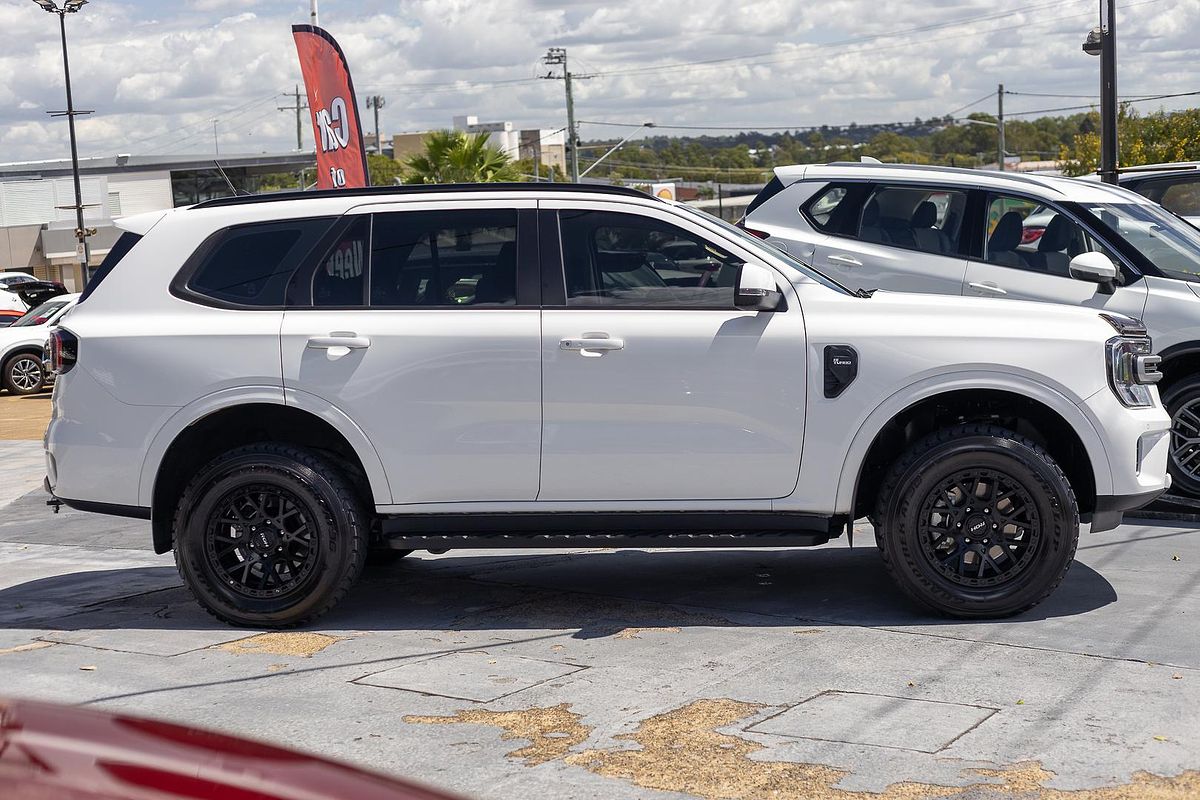 2022 Ford Everest Ambiente