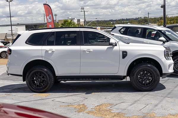 2022 Ford Everest Ambiente
