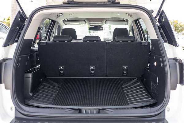 2022 Ford Everest Ambiente