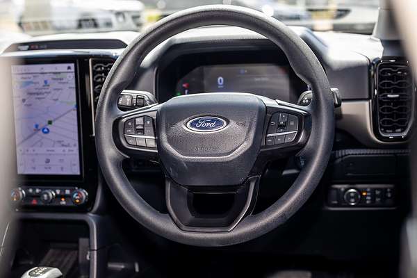 2022 Ford Everest Ambiente