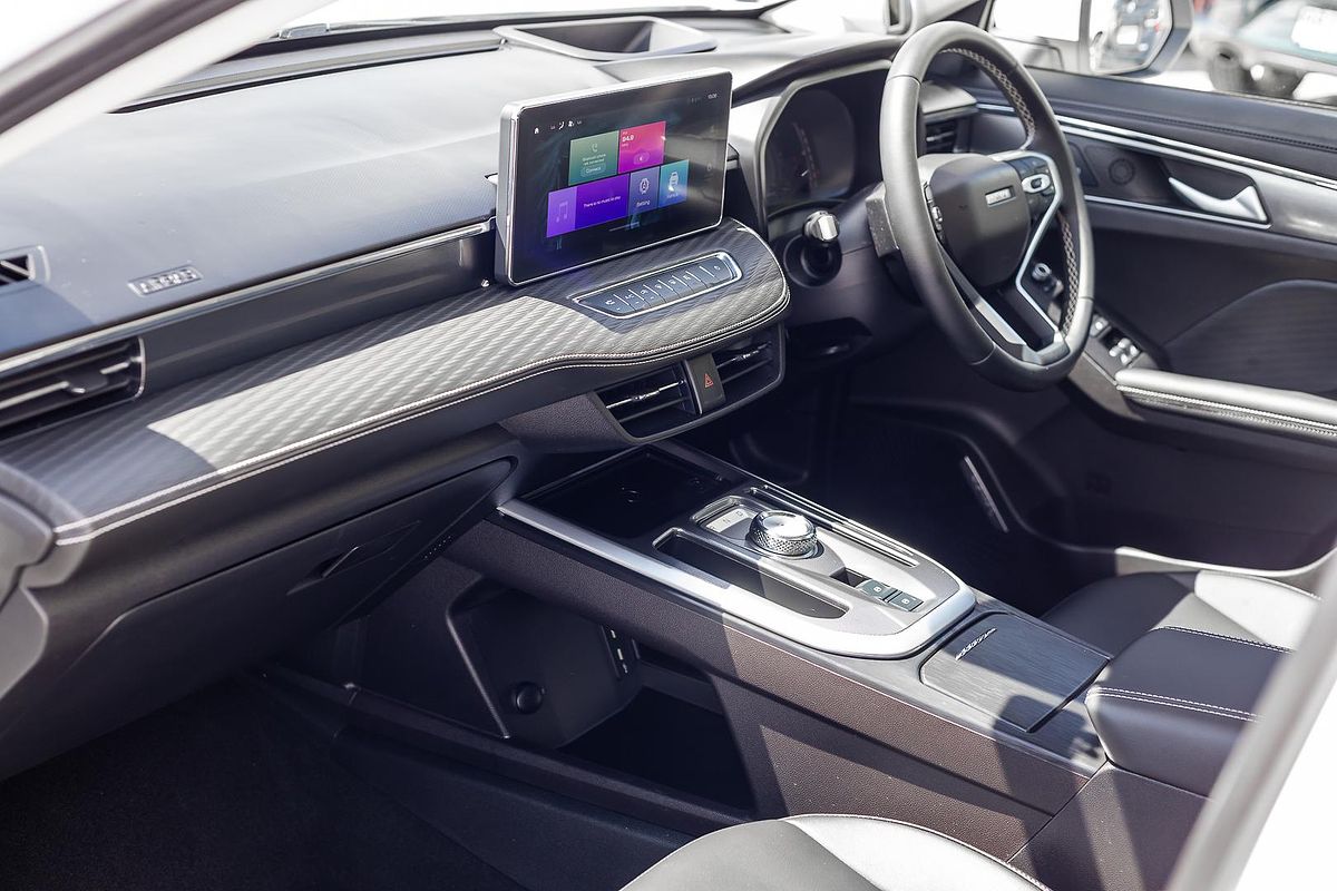 2023 GWM Haval Jolion Ultra Hybrid A01
